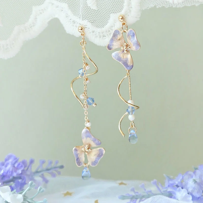 Nuevos pendientes colgantes asimétricos de flor coreana para mujer, borla larga, mariposa, perla de imitación, pendiente de gota de gato, joyería de fiesta