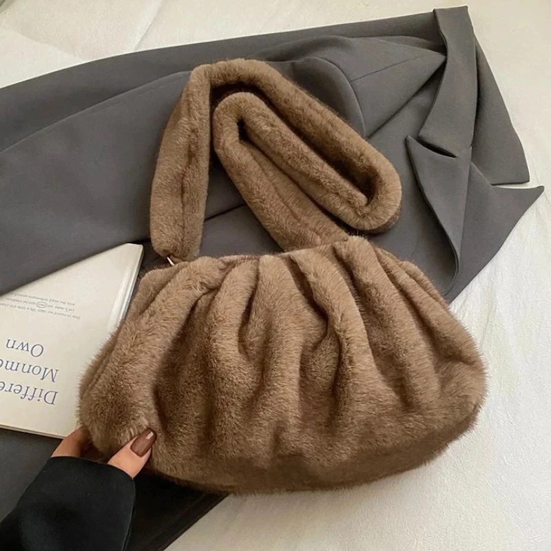 Bolso nube arrugado a la moda, bolsos de hombro pequeños de piel sintética suave para mujer, tendencia de invierno 2026, bolsos de felpa coreanos, bolso cruzado